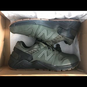 New Balance ML009UTA